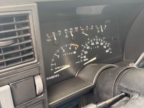 Used 1992 Chevrolet Silverado 2500 4x4 Regular Cab image 6