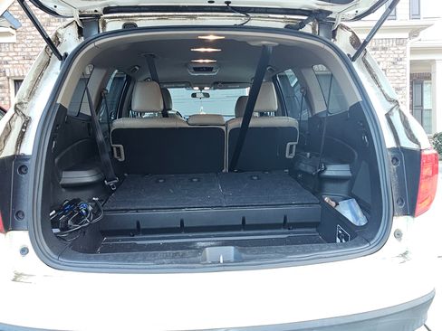 Used 2016 Honda Pilot EX image 2