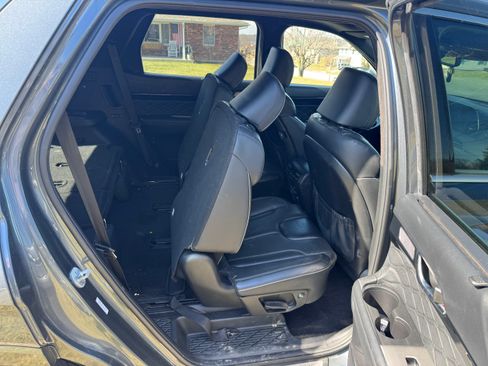 Used 2022 Hyundai Palisade Calligraphy image 10