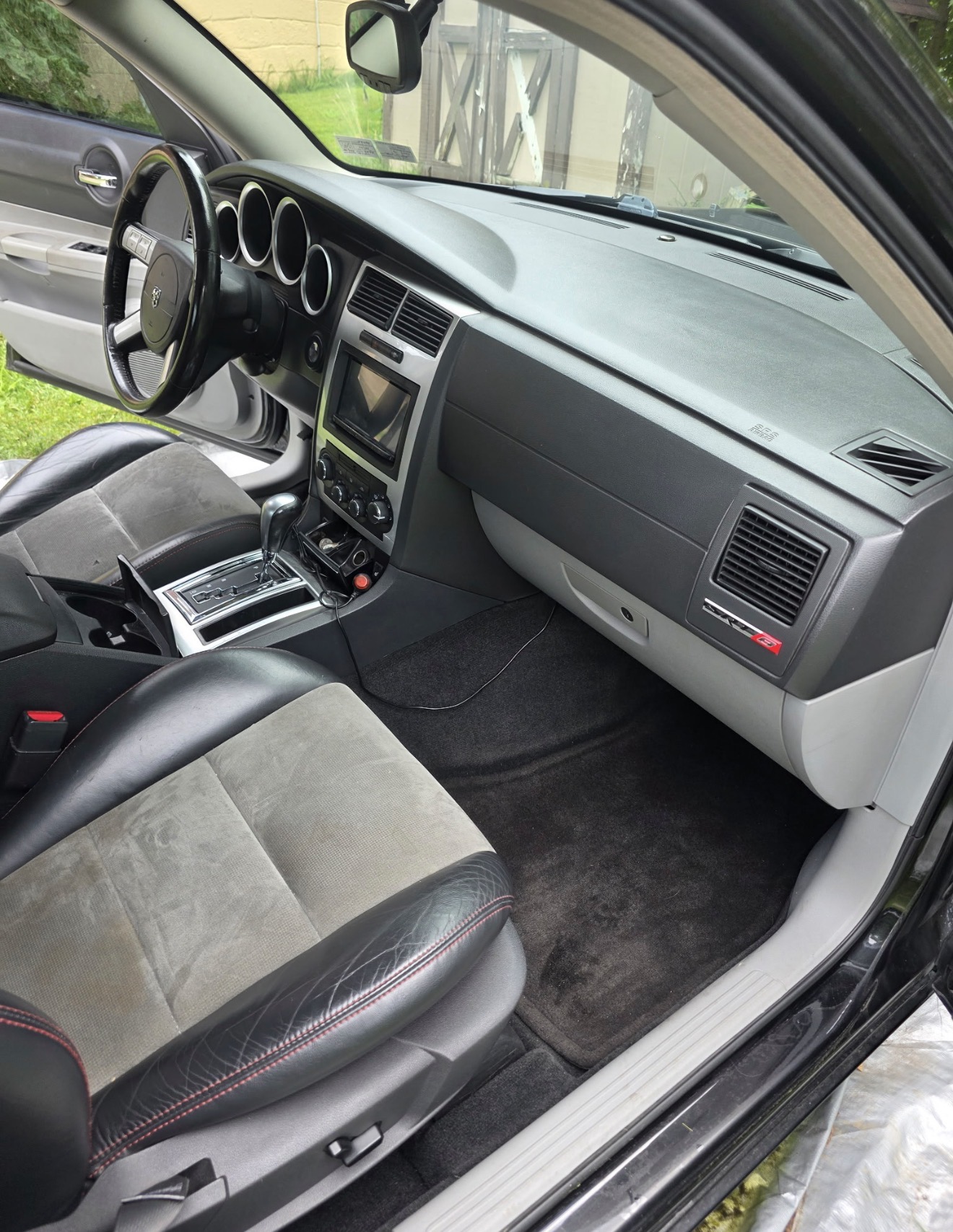 Used 2006 Dodge Charger SRT8 w/ SRT Option Group III RWD image 9