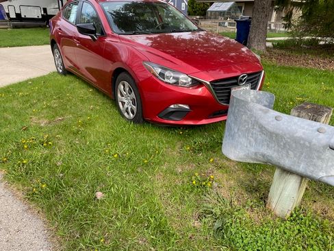 Used 2015 MAZDA MAZDA3 i SV FWD image 5