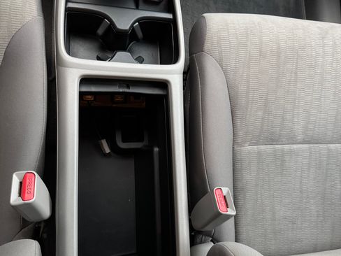 Used 2013 Honda CR-V LX image 12