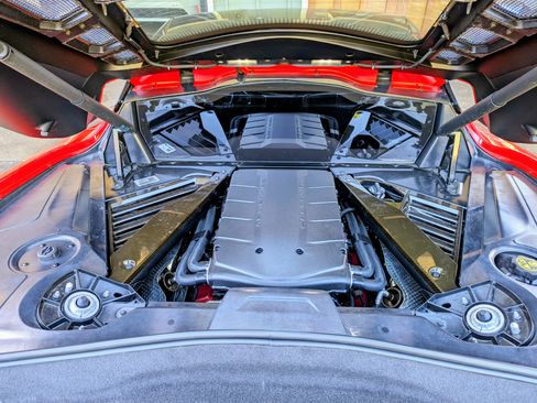 Used 2020 Chevrolet Corvette Stingray Coupe w/ Z51 Performance Package image 6