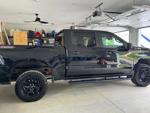 Used 2020 Chevrolet Silverado 1500 Custom Trail Boss w/ Custom Convenience Package AWD/4WD image 5