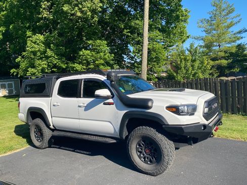 Used 2019 Toyota Tacoma TRD Pro AWD/4WD image 1