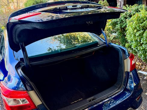 Used 2016 Nissan Sentra SV w/ Style Package image 22