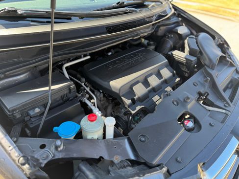 Used 2017 Honda Odyssey EX-L image 1