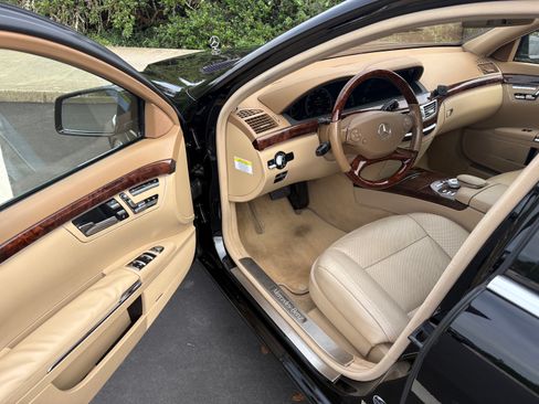 Used 2012 Mercedes-Benz S 350 BlueTEC 4MATIC image 10