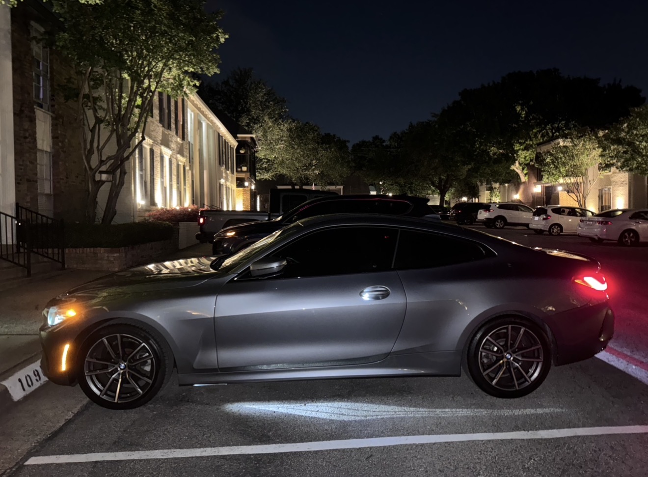 Used 2022 BMW 430i xDrive Coupe w/ Convenience Package AWD/4WD image 2
