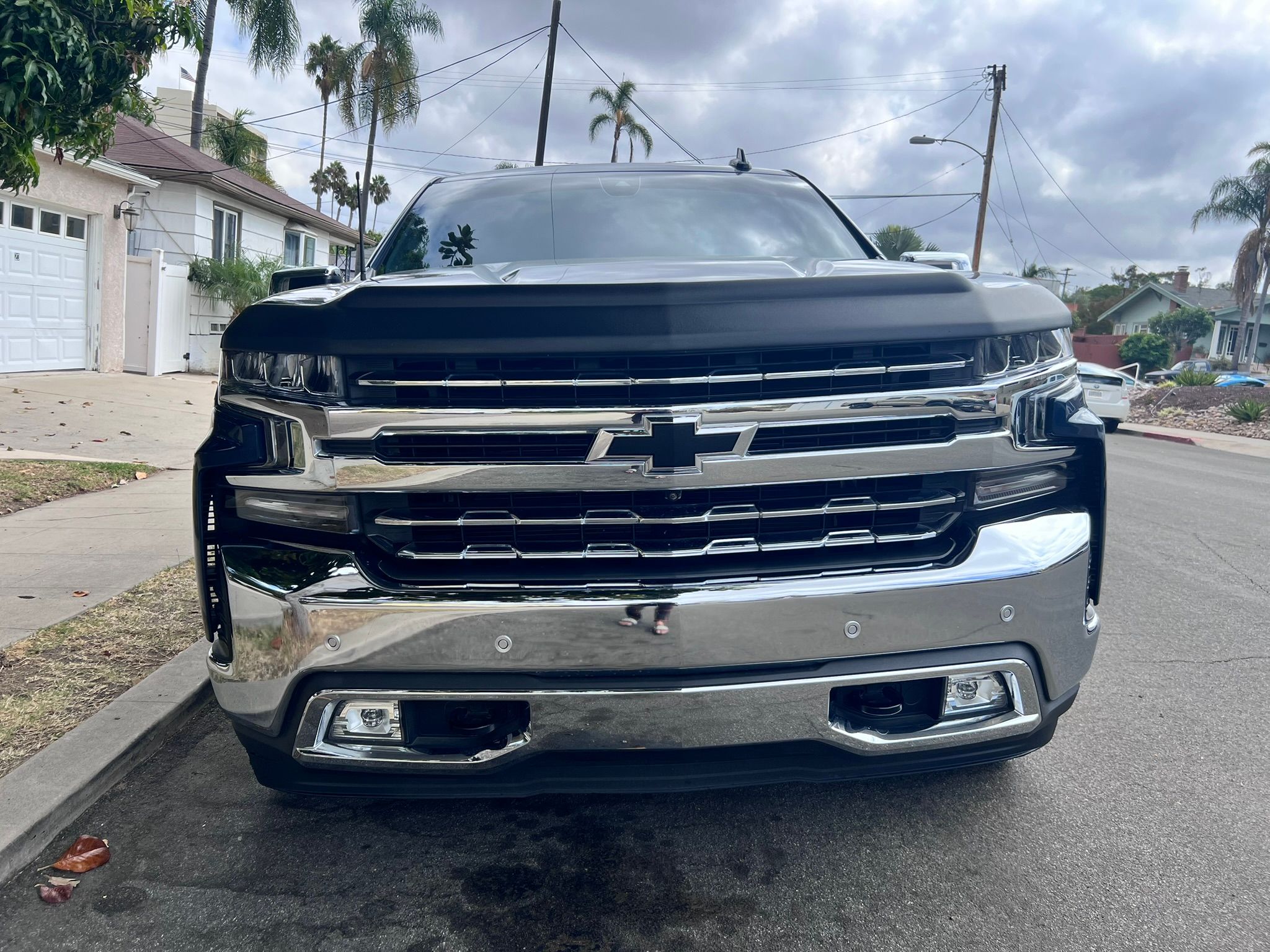 Used 2021 Chevrolet Silverado 1500 LTZ w/ LTZ Premium Package AWD/4WD image 5
