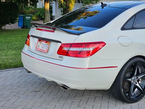 Used 2010 Mercedes-Benz E 350 Coupe image 29