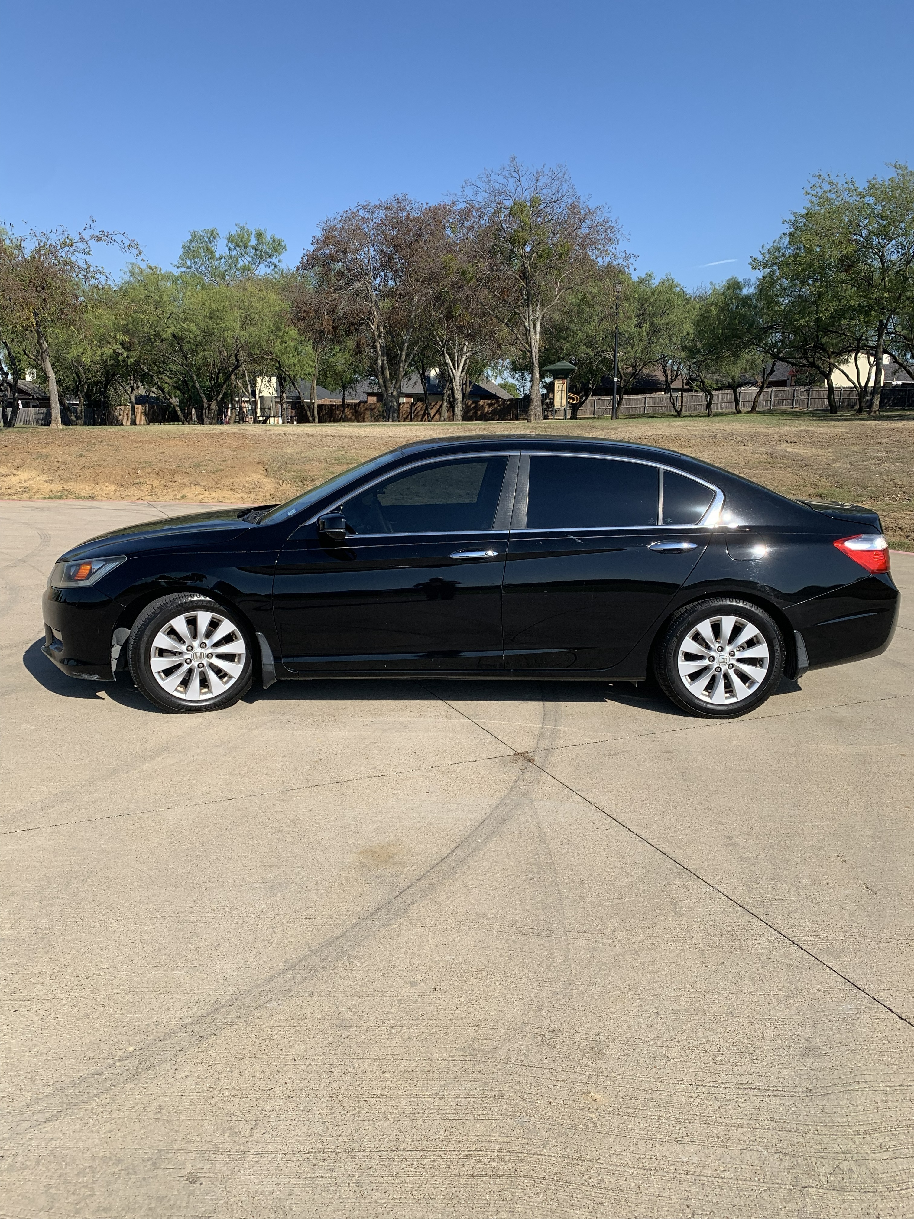 Used 2014 Honda Accord EX image 4
