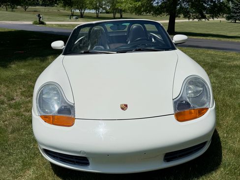 Used 2000 Porsche Boxster RWD image 12
