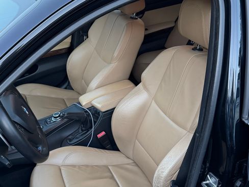 Used 2010 BMW M3 Sedan image 19