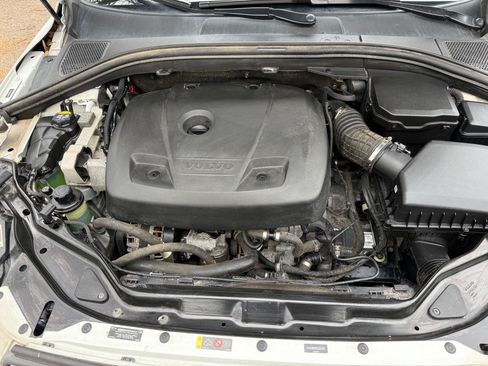 Used 2016 Volvo XC60 T6 Platinum w/ Climate Package image 5