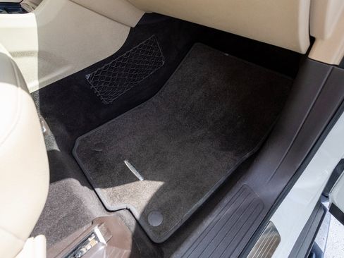 Used 2018 Mercedes-Benz GLE 350 image 27