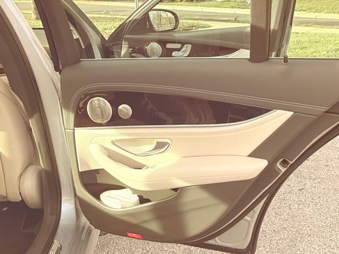 Used 2021 Mercedes-Benz E 450 4MATIC Sedan image 14