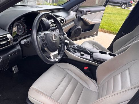 Used 2015 Lexus IS 250 w/ F-Sport Package RWD image 6
