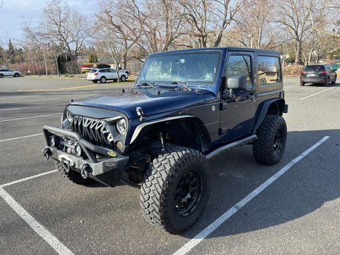 Used 2013 Jeep Wrangler Sport image 6