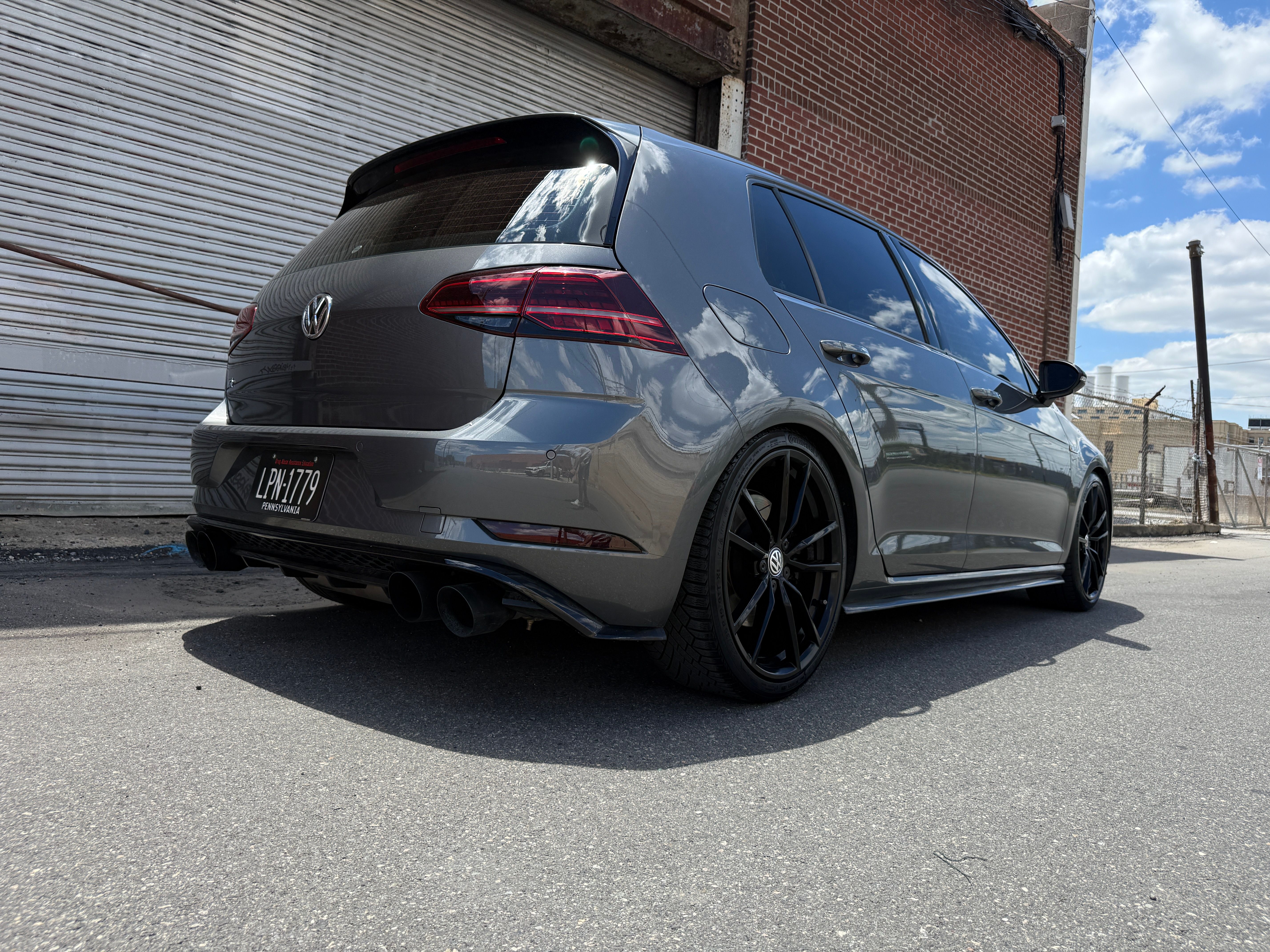 Used 2019 Volkswagen Golf 4-Door AWD/4WD image 5