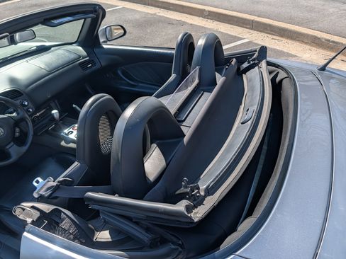 Used 2001 Honda S2000 image 18