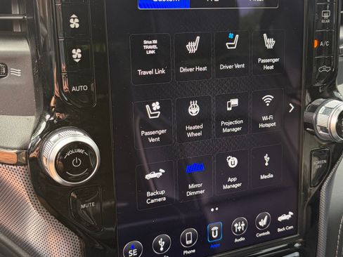 Used 2019 RAM 1500 Limited AWD/4WD image 17