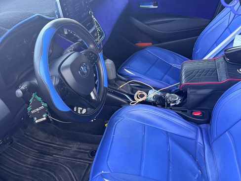 Used 2021 Toyota Corolla LE w/ Carpet Mat Package (TMS) FWD image 1