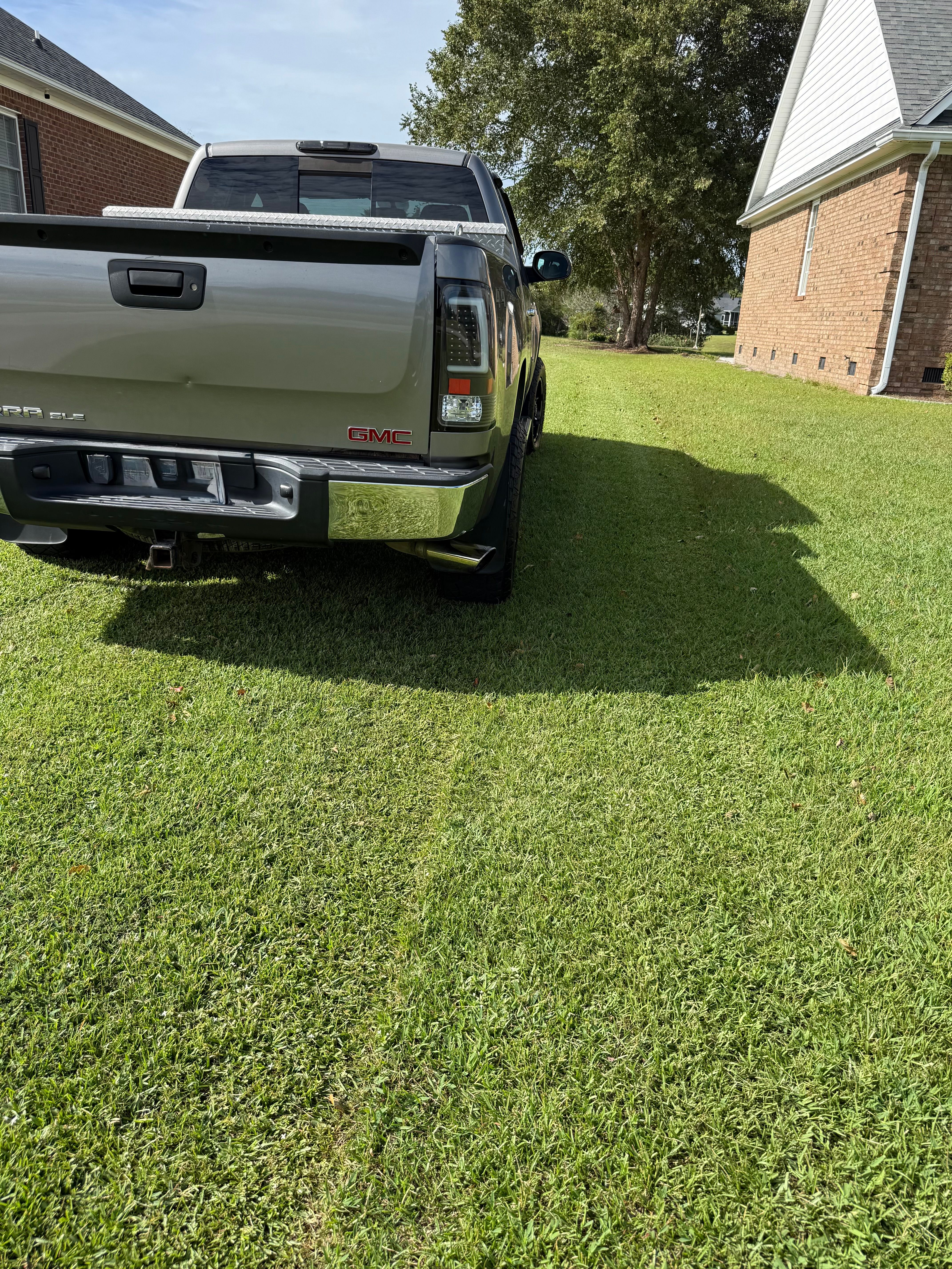 Used 2012 GMC Sierra 1500 SLE w/ Power Tech Package AWD/4WD image 12