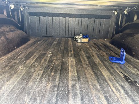 Used 2023 RAM 1500 Laramie AWD/4WD image 23