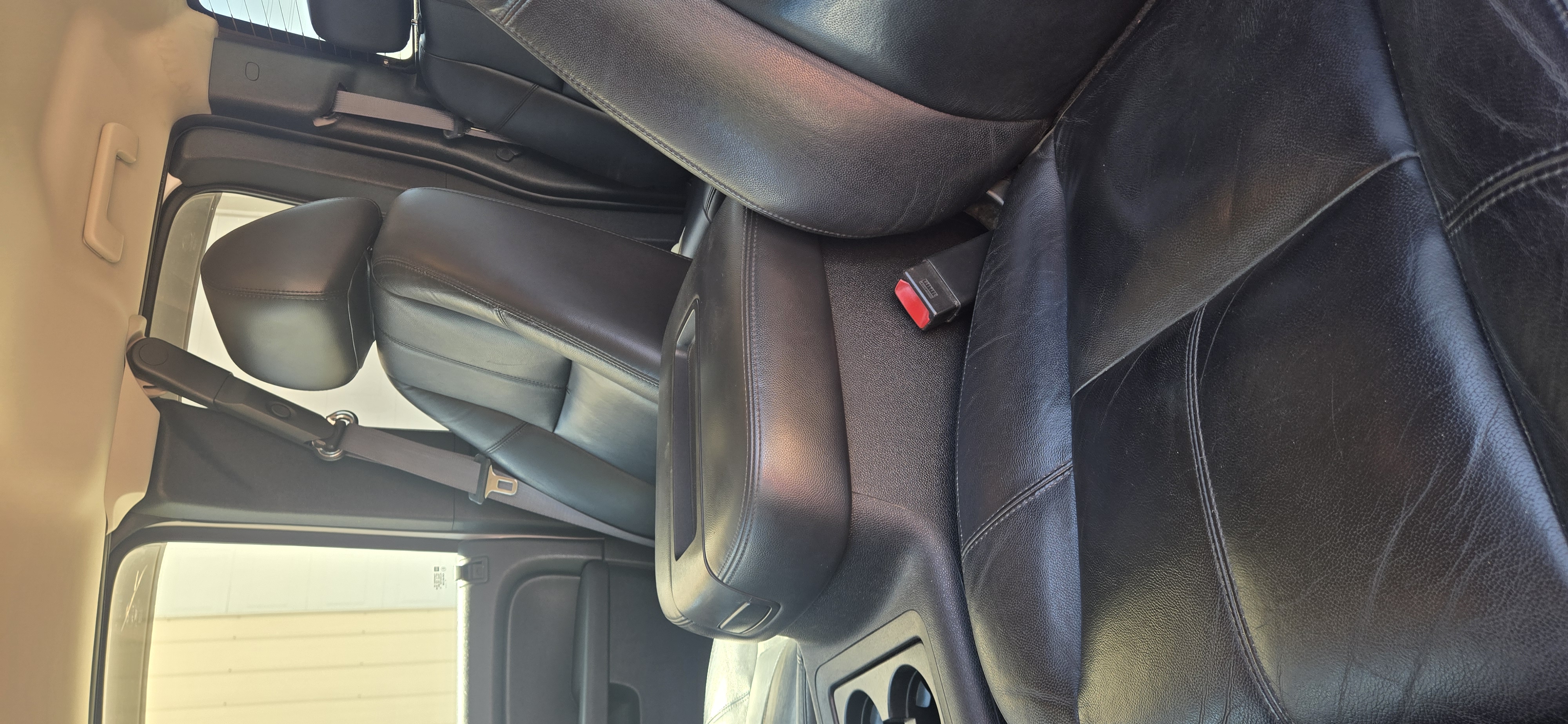 Used 2011 Chevrolet Silverado 3500 LTZ w/ Suspension Package, Off-Road AWD/4WD image 10