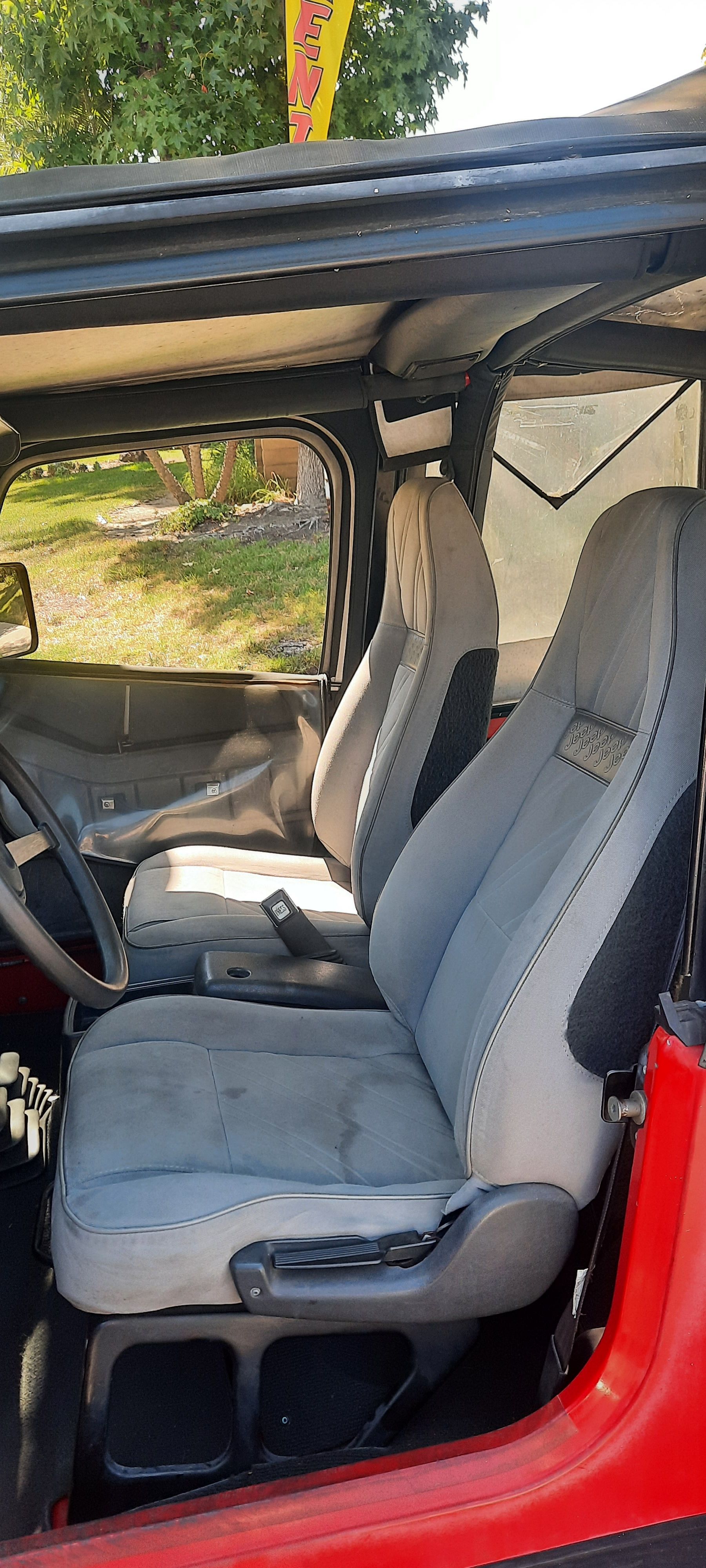 Used 1994 Jeep Wrangler SE AWD/4WD image 4