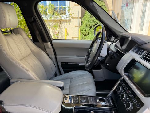 Used 2017 Land Rover Range Rover Supercharged AWD/4WD image 12