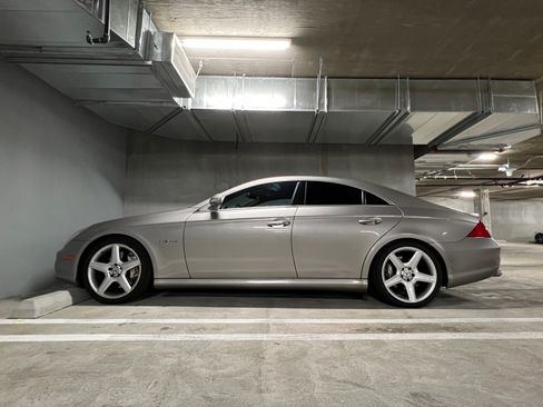 Used 2007 Mercedes-Benz CLS 63 AMG image 2