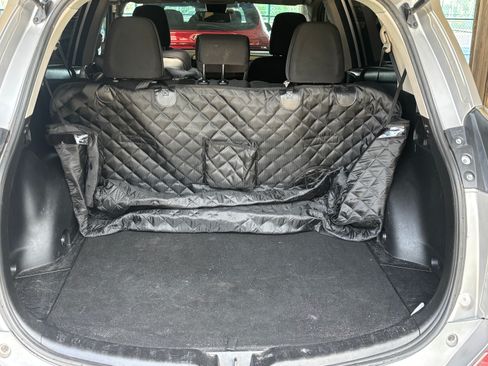 Used 2017 Toyota RAV4 LE FWD image 14
