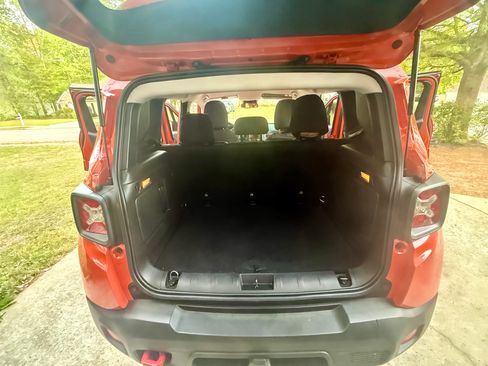 Used 2015 Jeep Renegade Trailhawk w/ Safety & Security Group I image 6