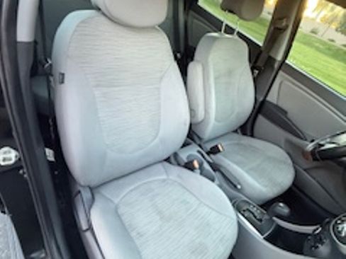 Used 2017 Hyundai Accent SE image 9