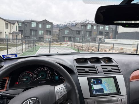 Used 2008 Toyota Solara SLE image 2