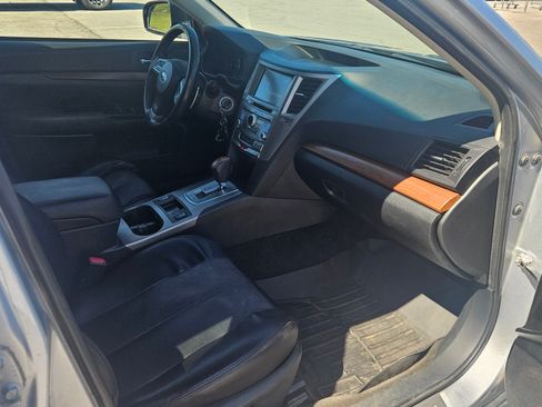 Used 2014 Subaru Outback 2.5i Limited image 6