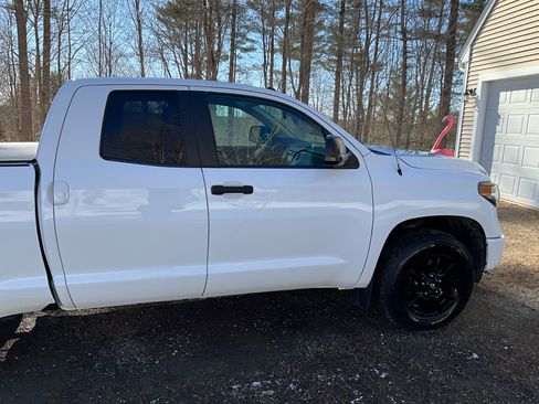 Used 2019 Toyota Tundra SR5 w/ SX Package image 8