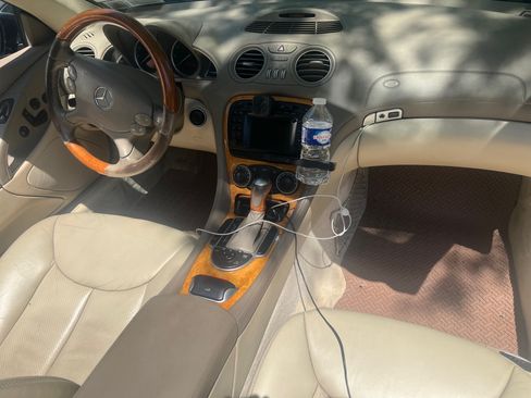 Used 2004 Mercedes-Benz SL 500 image 6