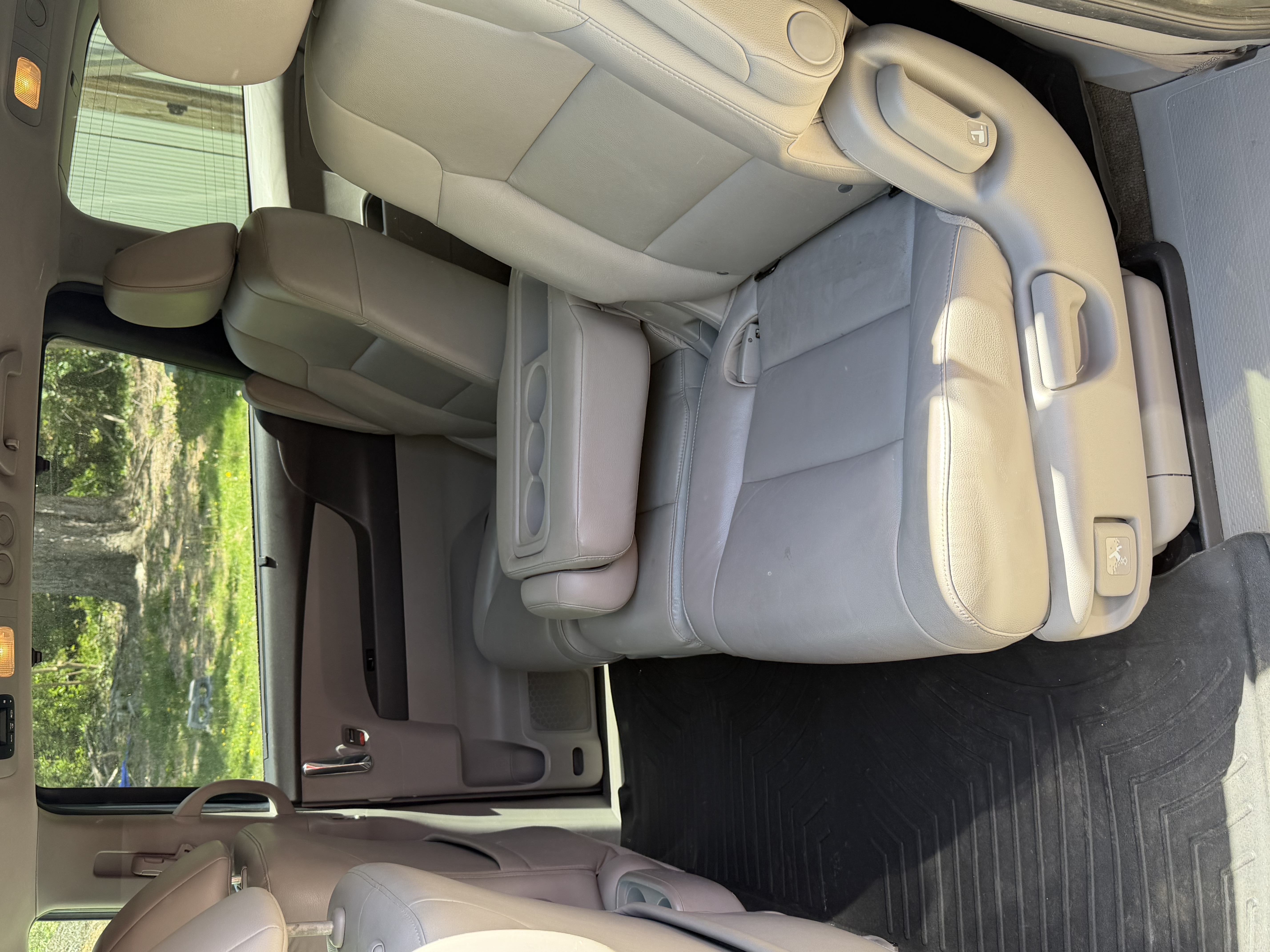 Used 2014 Honda Odyssey EX-L image 11