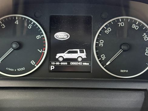 Used 2016 Land Rover LR4 HSE Silver Edition image 7