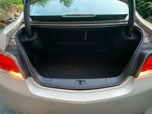 Used 2012 Buick LaCrosse Premium image 6