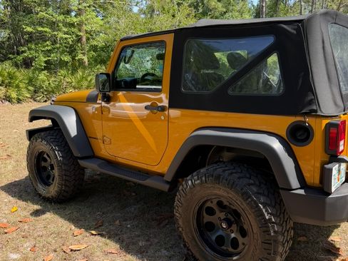 Used 2014 Jeep Wrangler Sport AWD/4WD image 4