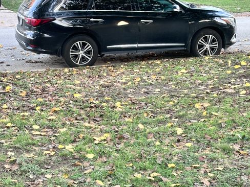 Used 2016 INFINITI QX60 AWD w/ Premium Plus Package image 9