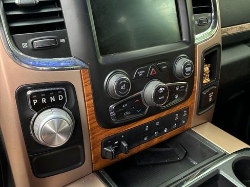 Used 2014 RAM 1500 Laramie Longhorn w/ Convenience Group image 8