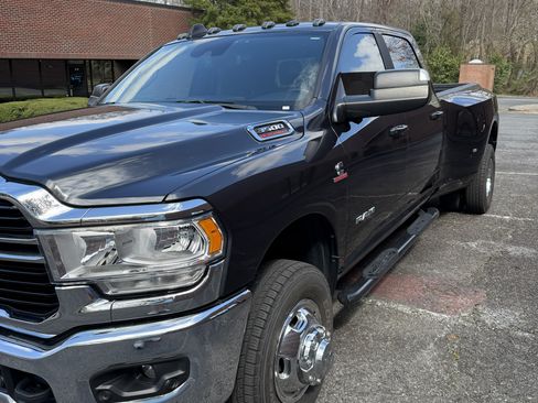 Used 2021 RAM 3500 Big Horn w/ Level B Equipment Group image 21