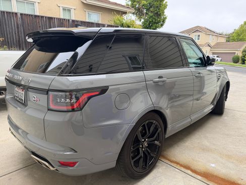 Used 2022 Land Rover Range Rover Sport SVR Carbon Edition AWD/4WD image 18
