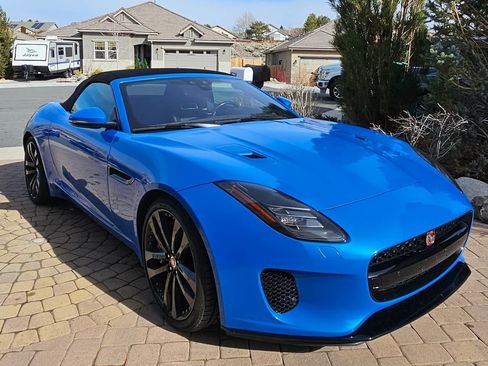 Used 2019 Jaguar F-TYPE Convertible AWD image 2