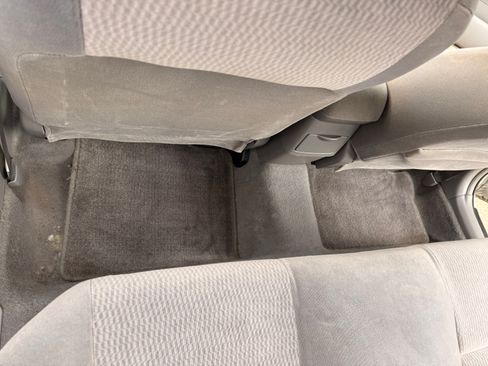 Used 2005 Toyota Corolla CE image 15